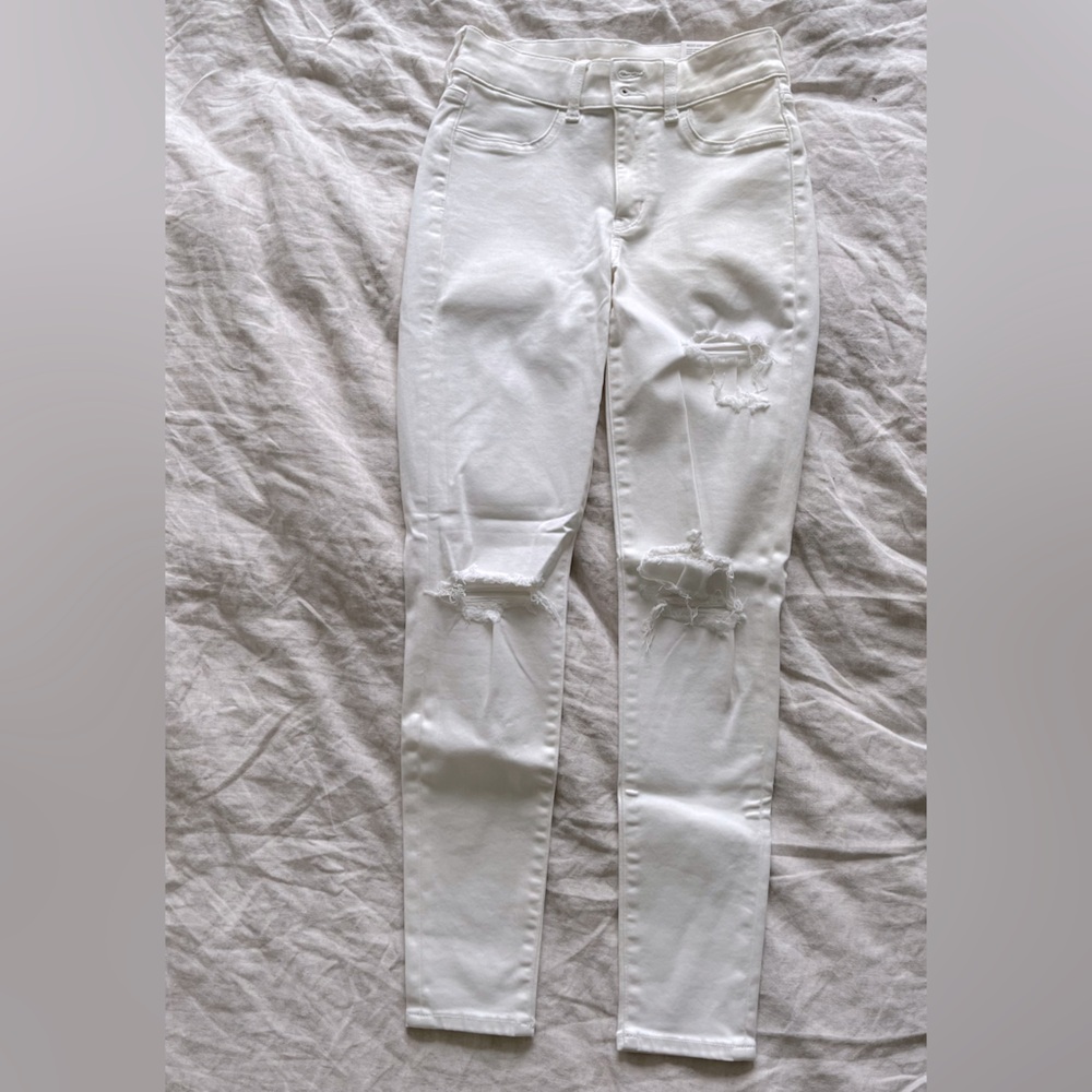 NWT white AE stretch jeans size 6